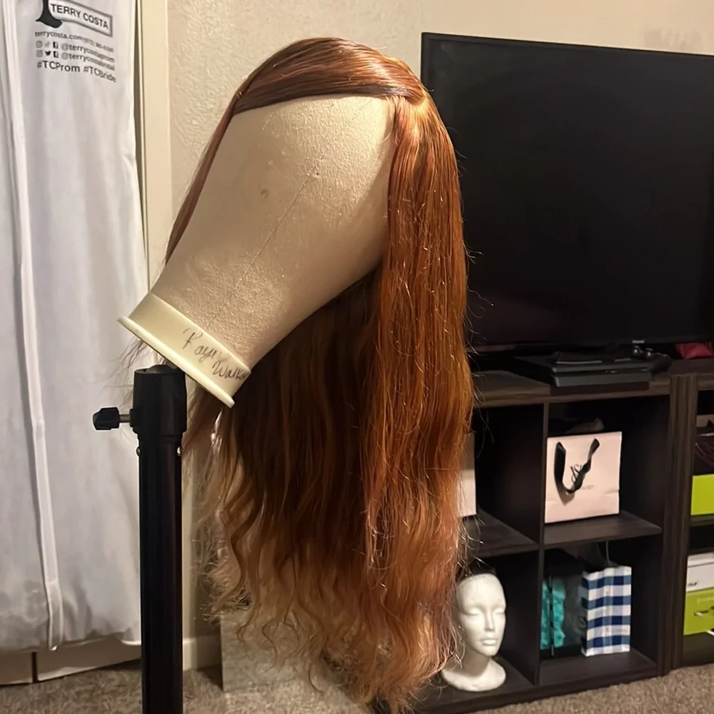 Custom Color Wig - Picture 2 of 3